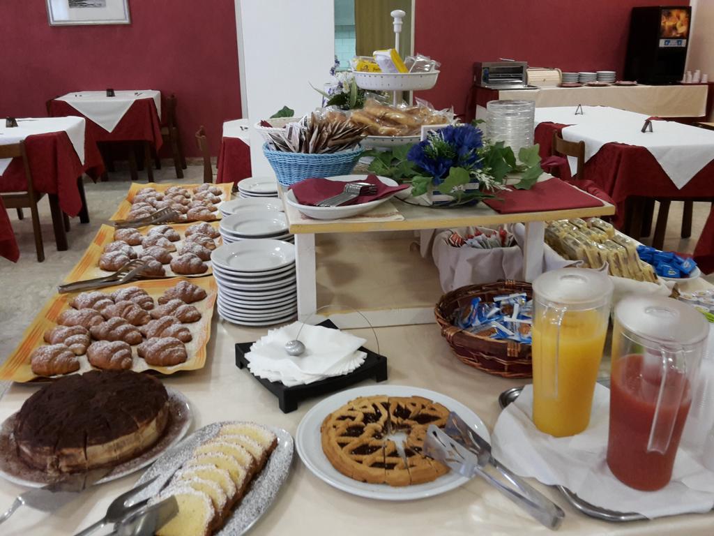 Hotel Annetta Rimini Ngoại thất bức ảnh