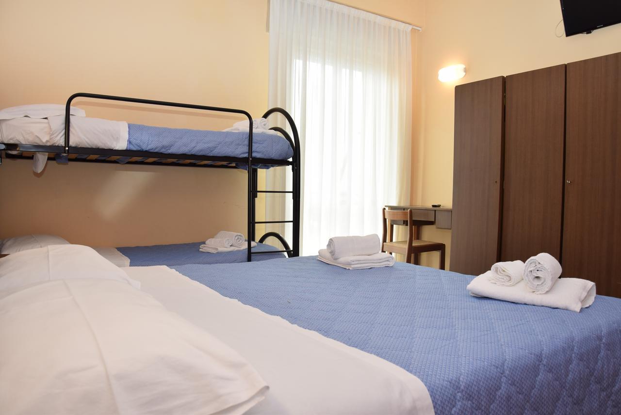 Hotel Annetta Rimini Ngoại thất bức ảnh